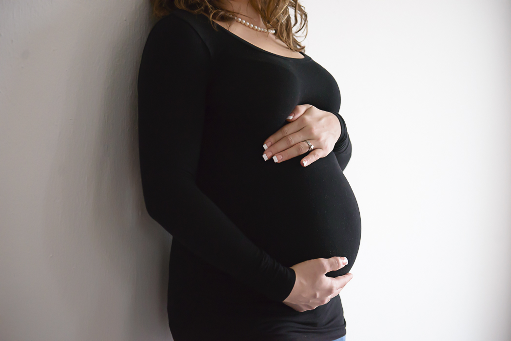 Caitlin | Indoor Maternity Session | Carroll County, Illinois Maternity Photographer